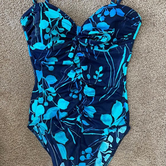 IT FIGURES multi-color blue floral swimsuit - Picture 5 of 11